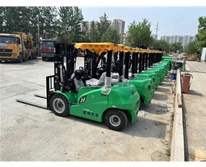 建筑工地吊車(chē)出租